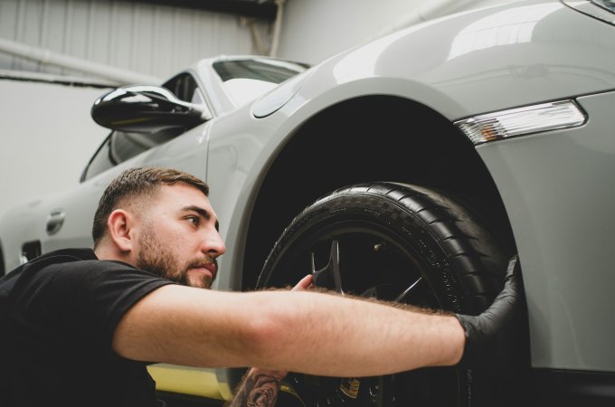 Detailing samochodowy